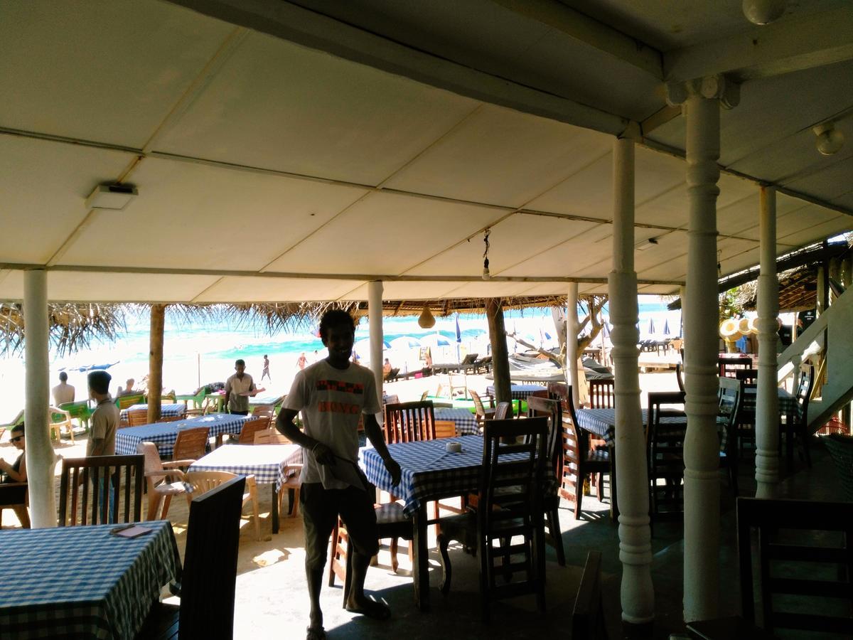 Sunnys Beach Guest House Hikkaduwa Zewnętrze zdjęcie