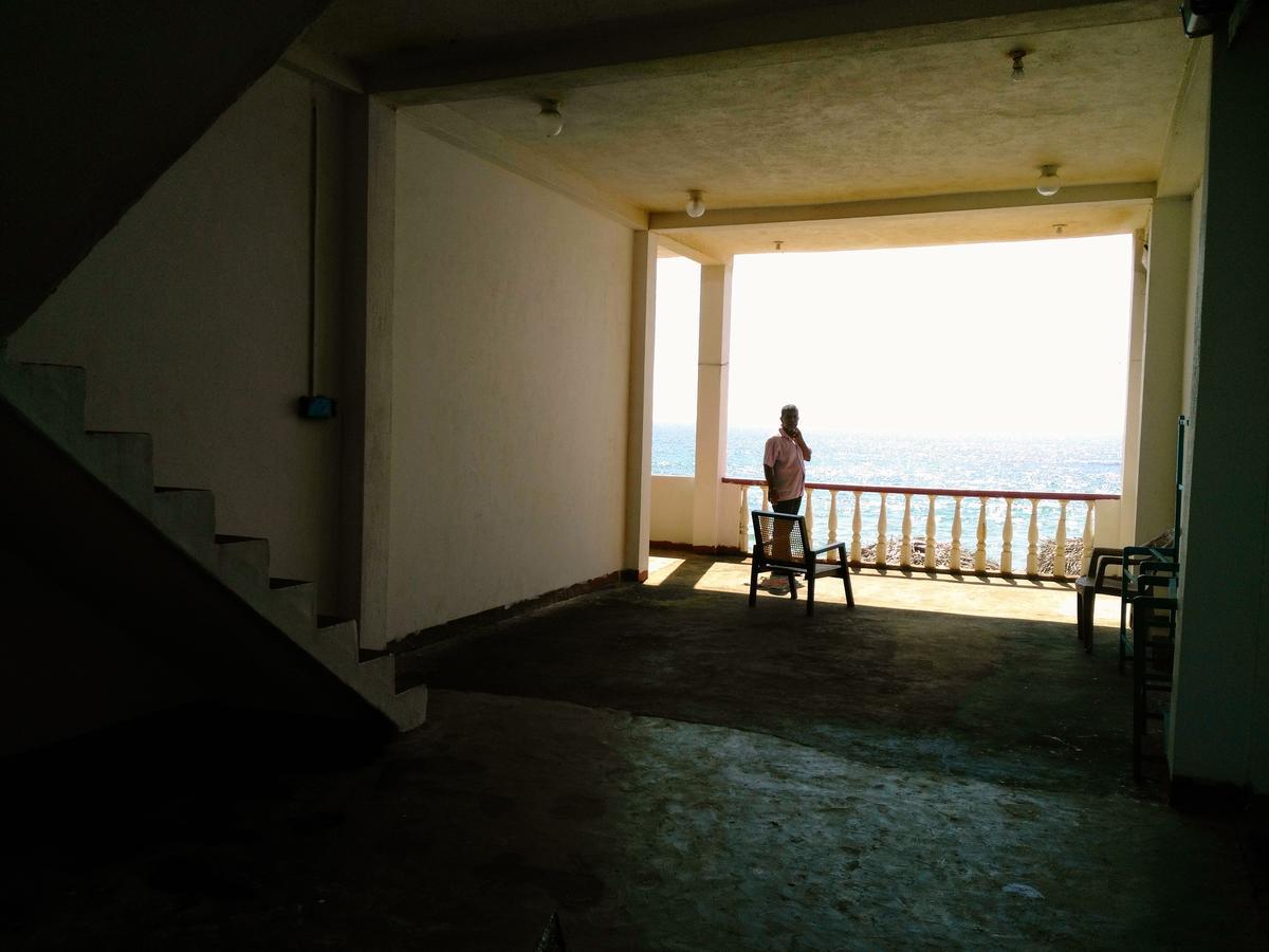 Sunnys Beach Guest House Hikkaduwa Zewnętrze zdjęcie